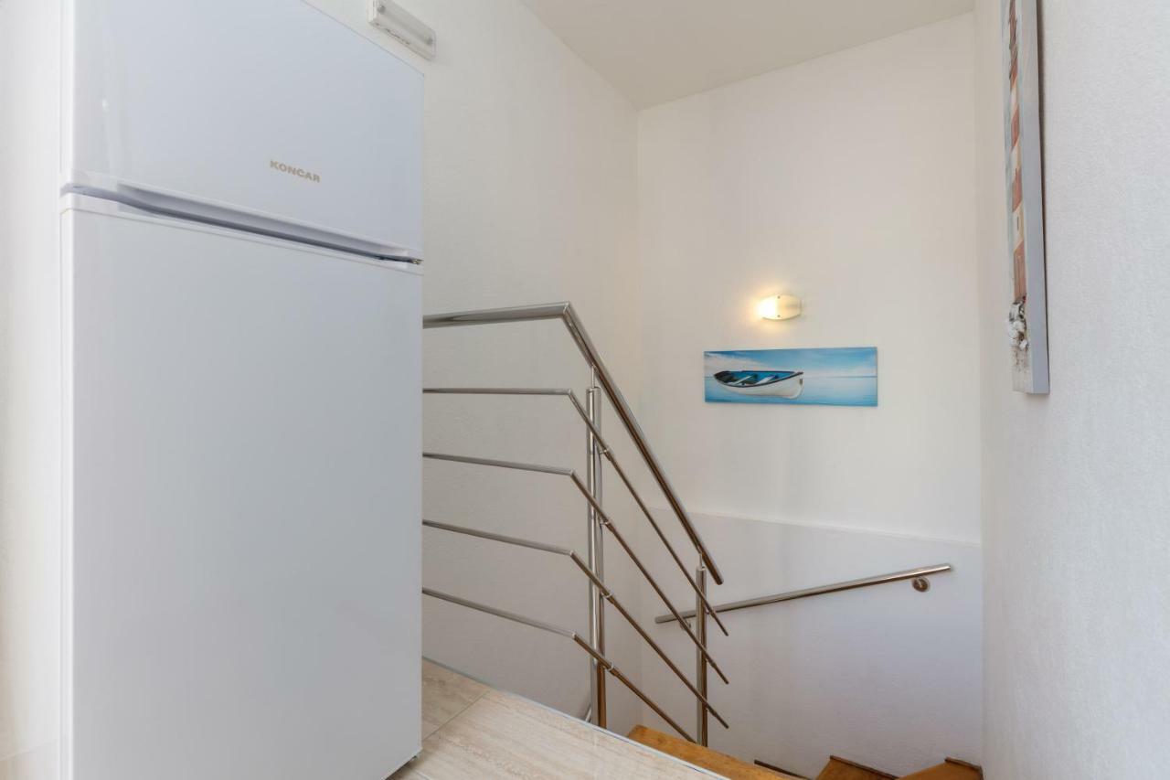 Holiday Home Vesna Башка-Вода Экстерьер фото